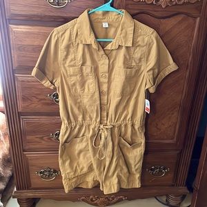 BRAND NEW YELLOW ROMPER